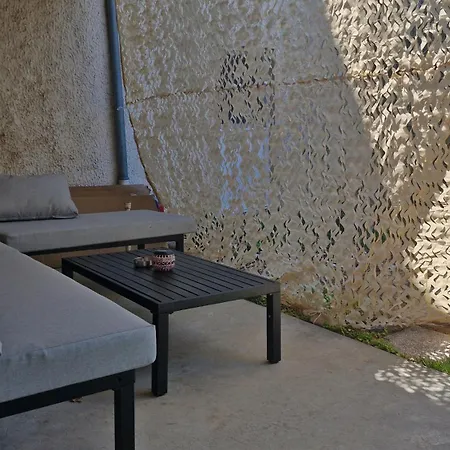 Le Combo Quai 84, Maison Et Apartament