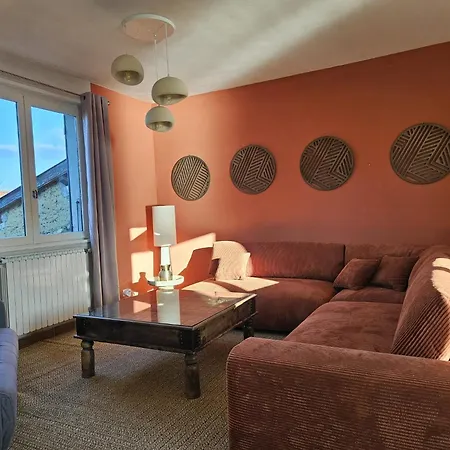 Le Combo Quai 84, Maison Et Apartament
