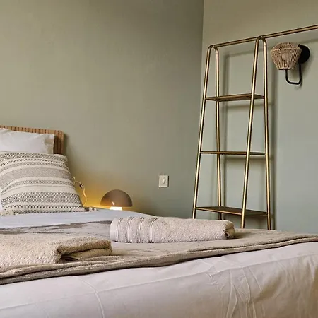 Le Combo Quai 84, Maison Et Apartament *